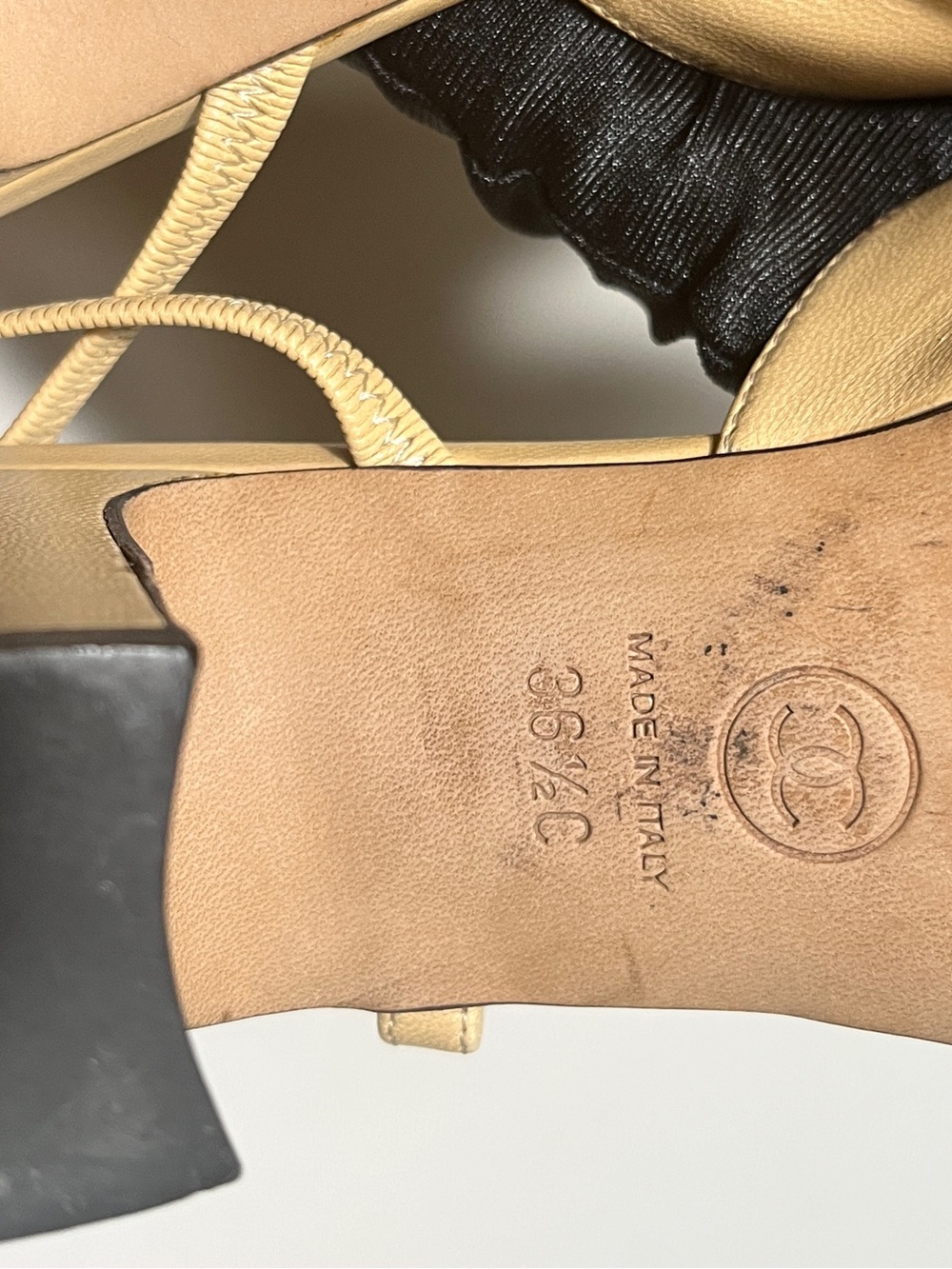 CHANEL Beige and Black Two-Tone Slingback Mules - Picture 7 of 14
